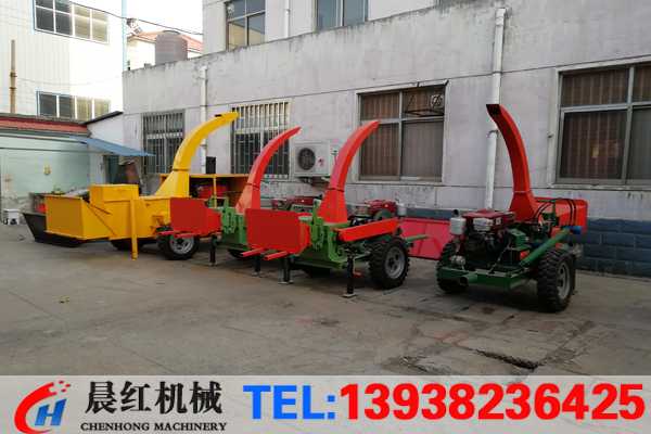 廣西的園林綠化樹枝粉碎機工作現(xiàn)場